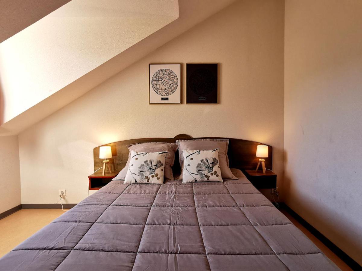 Au 11 T3 Duplex, Village Vacances, Piscines, Parking Saint-Geniez-dʼOlt Εξωτερικό φωτογραφία